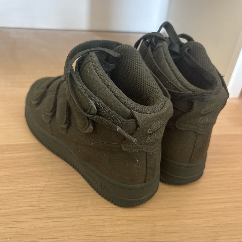 Billie Eilish x Nike high top Sneakers - Picture 3 of 5